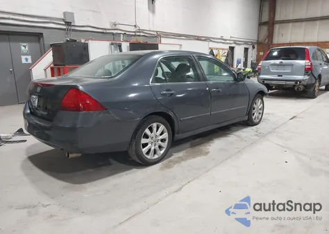 2007 Honda Accord 3.0 Se z USA, uszkodzony, nr VIN 1HGCM66467A015431